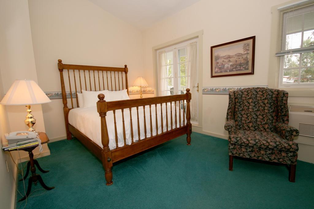 The Stowe Village Inn Extérieur photo